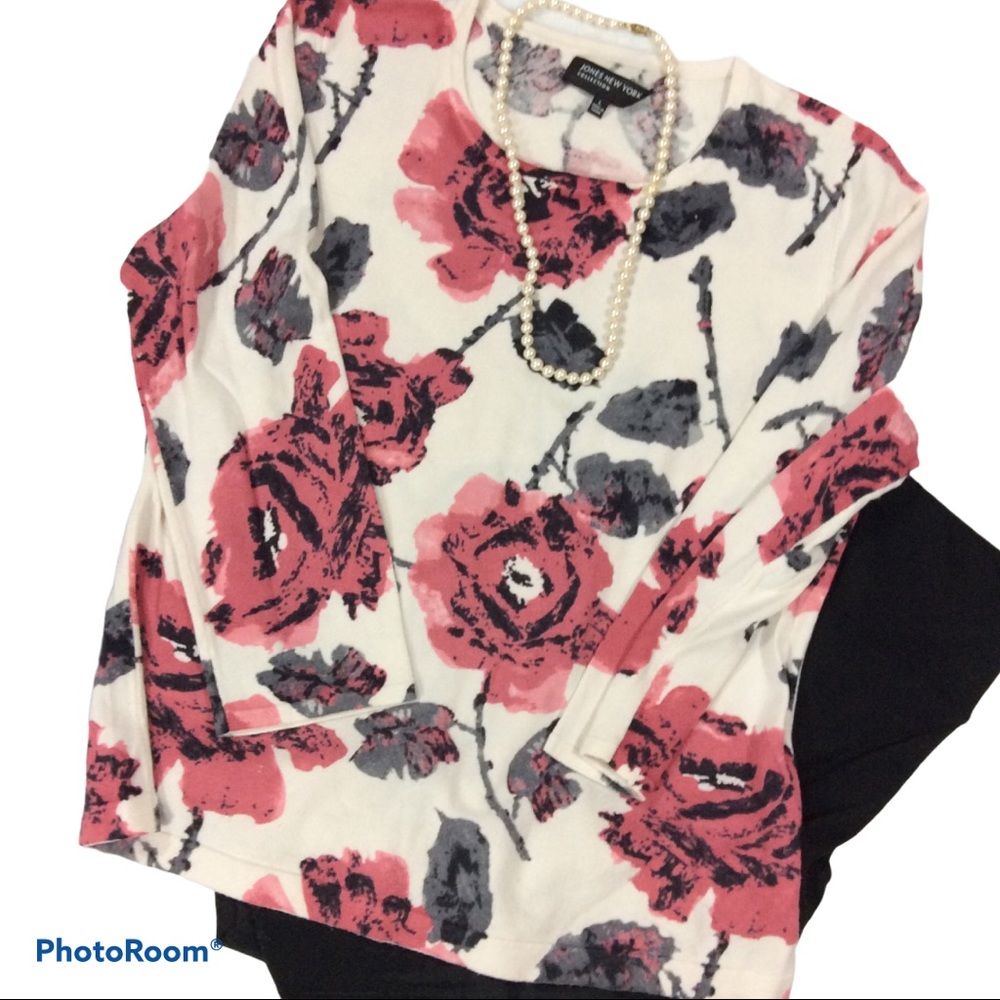FLORAL SWEATER
